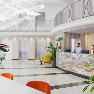 Hotel Ih, Milan