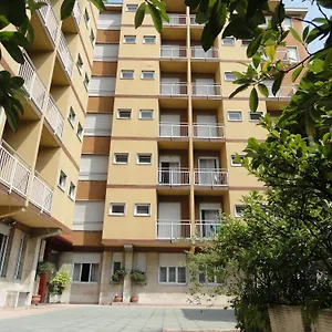 Hotel apartamentowy Giusti 6, Mediolan